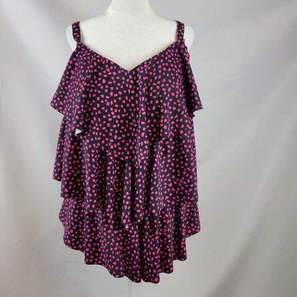 Swimsuits For All Tankini Top Black and Pink Size 18 Tiered Ruffle V Neck NWT - Picture 2 of 10